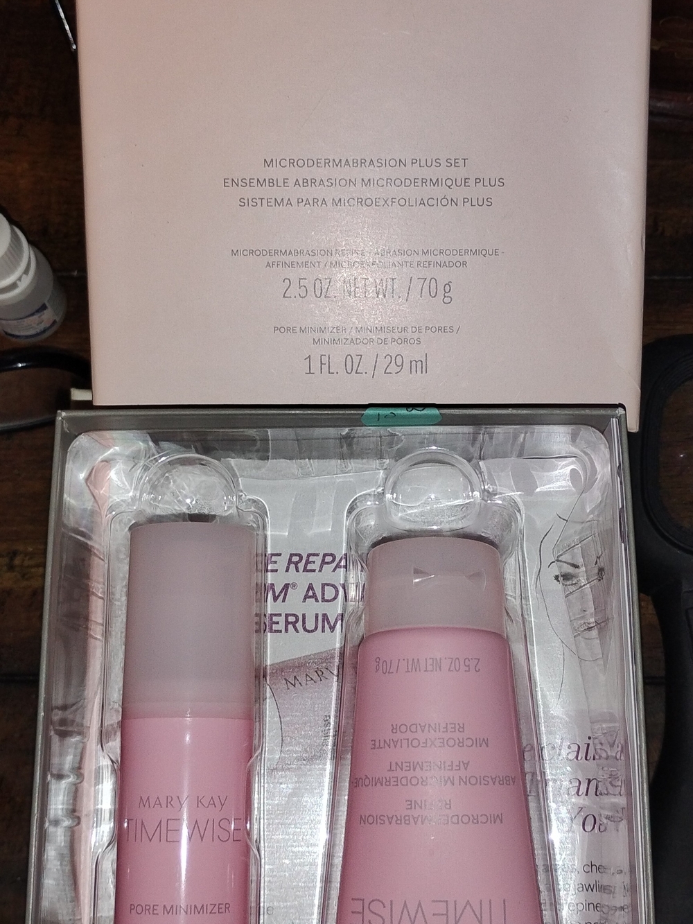 Mary Kay TimeWise Pore Minimizer & Microdermabrasion Set - Pink